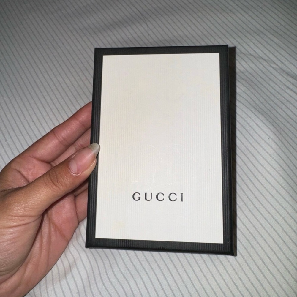 Gucci card wallet